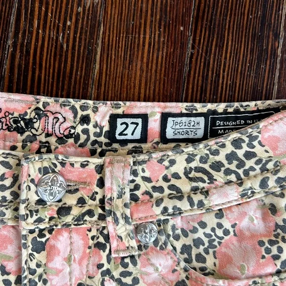 Miss Me Cheetah Print Cutoff Shorts Womens 27 - Picture 3 of 4